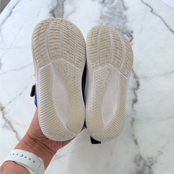 Nike Gray and Blue Sneakers Velcro Straps - Picture 4 of 10